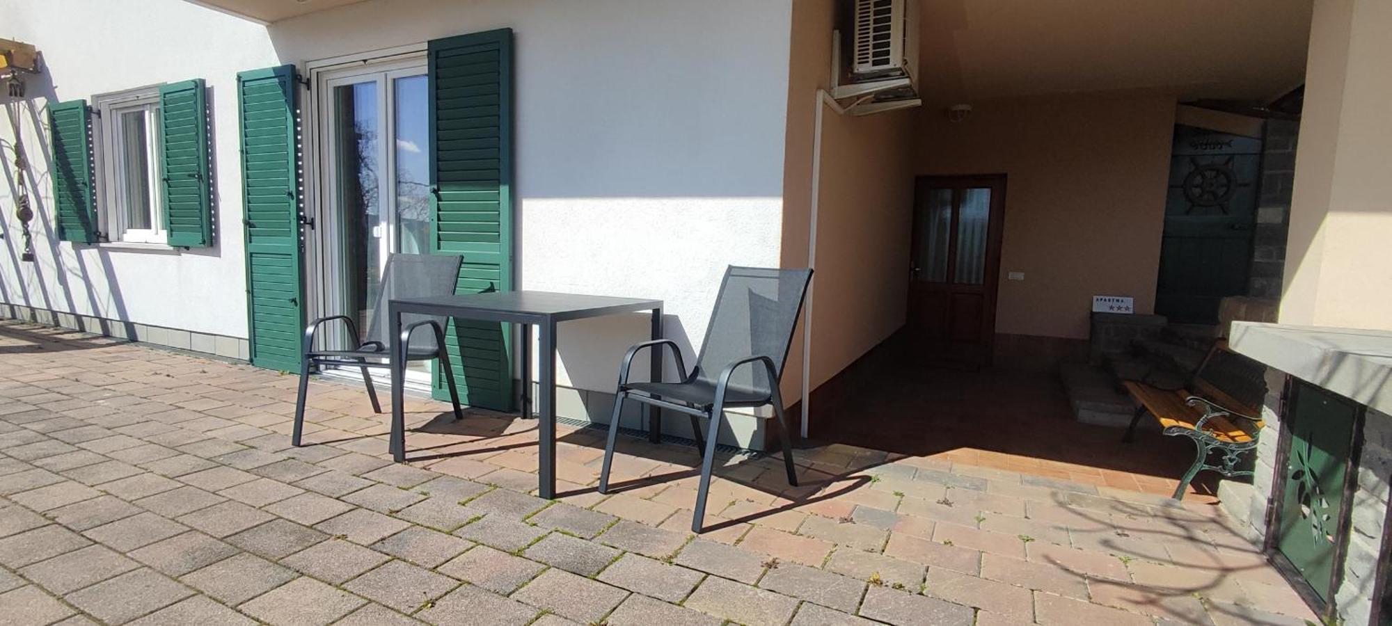 Olea Mar Apartma Pobegi